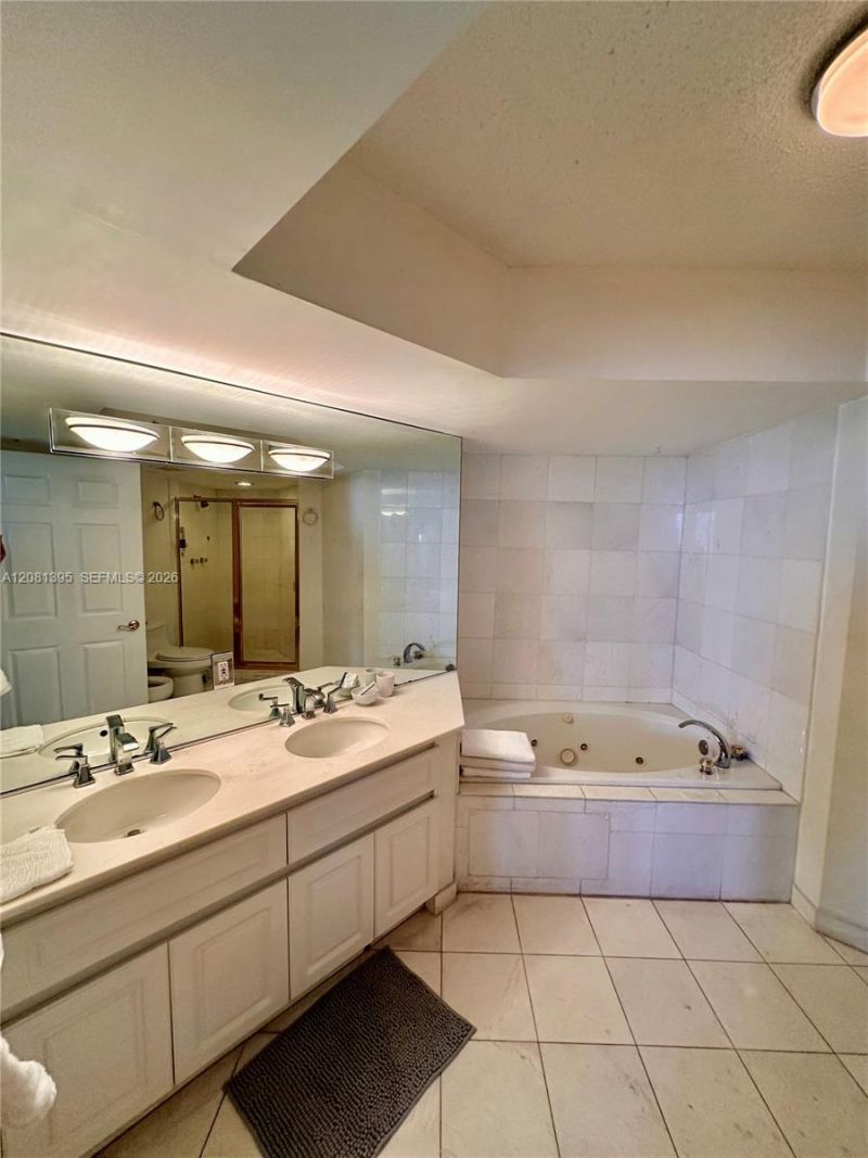 6301 Collins Ave, Unit 806, Miami Beach, FL 33141 Photo