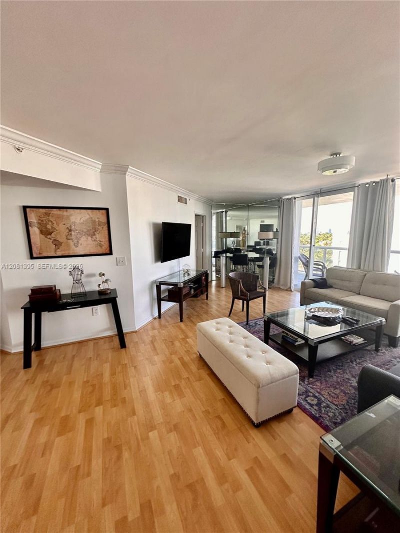 6301 Collins Ave, Unit 806, Miami Beach, FL 33141 Photo