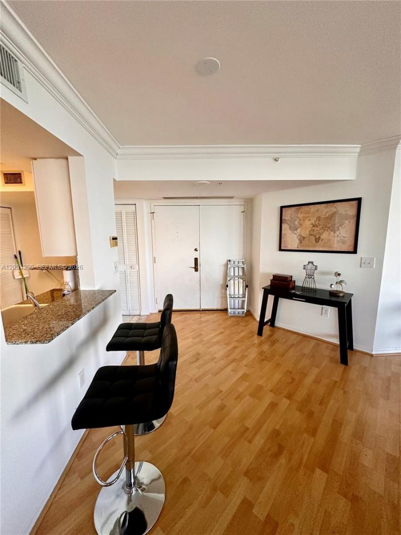 6301 Collins Ave, Unit 806, Miami Beach, FL 33141 Photo