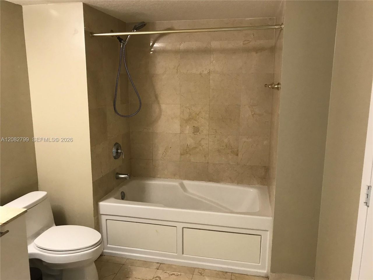 1800 N Bayshore Dr, Unit 2204, Miami, FL 33132 Photo