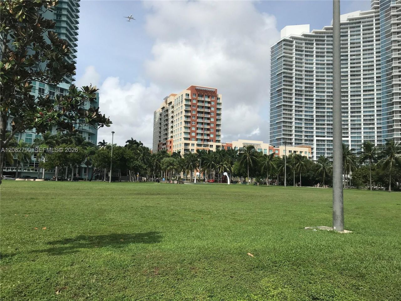 1800 N Bayshore Dr, Unit 2204, Miami, FL 33132 Photo