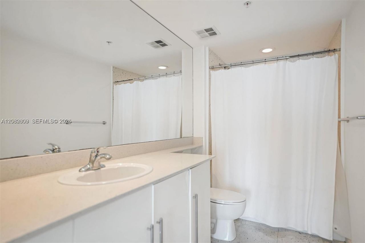 325 NE Biscayne Blvd, Unit 1923, Miami, FL 33131 Photo