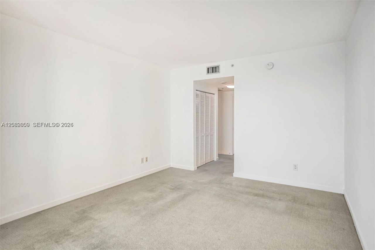 325 NE Biscayne Blvd, Unit 1923, Miami, FL 33131 Photo