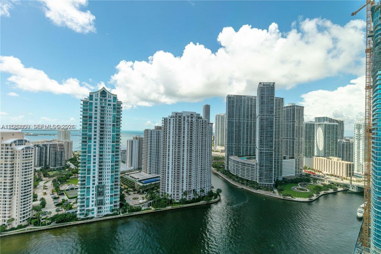 325 NE Biscayne Blvd, Unit 1923, Miami, FL 33131 Photo
