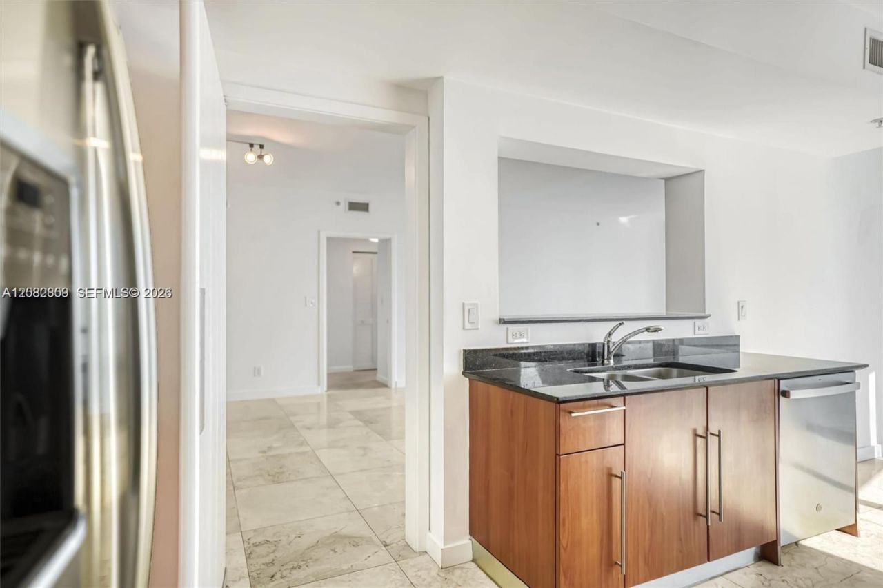325 NE Biscayne Blvd, Unit 1923, Miami, FL 33131 Photo