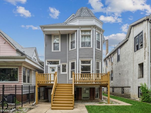 2650 W Logan Boulevard , Unit 2, Chicago, IL 60647