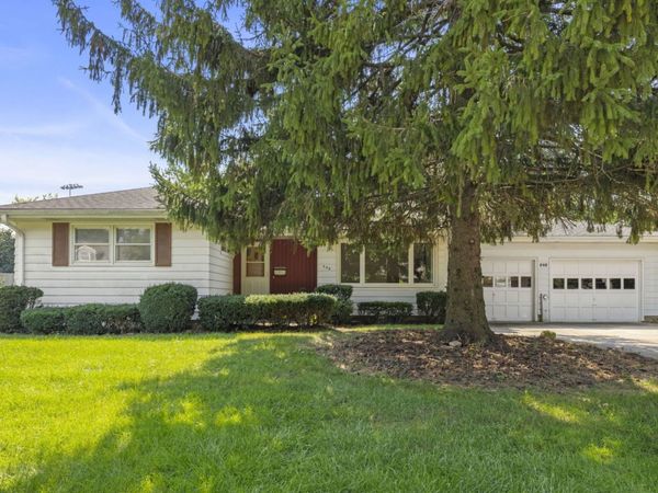 640 North Avenue , Batavia, IL 60510