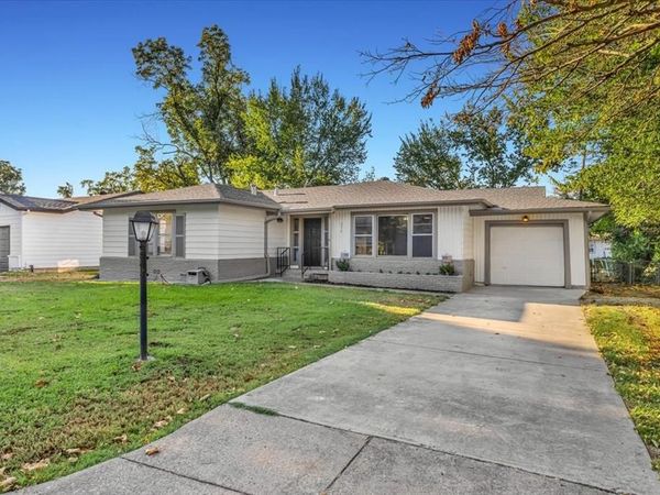5316 Palmer Drive , Haltom City, TX 76117