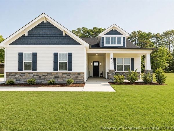 632 Hayes Road, Spring Lake, NC 28390