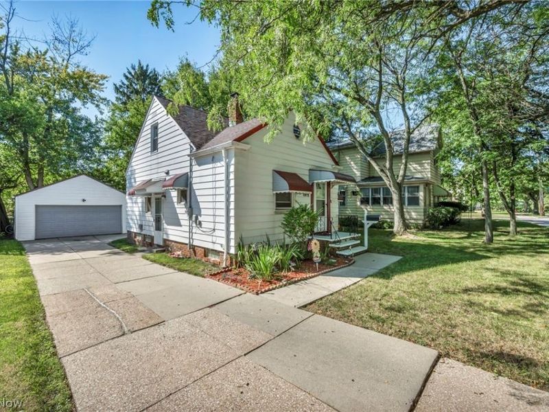 4972 Henry Street, Garfield Heights, OH 44125 Photo 3