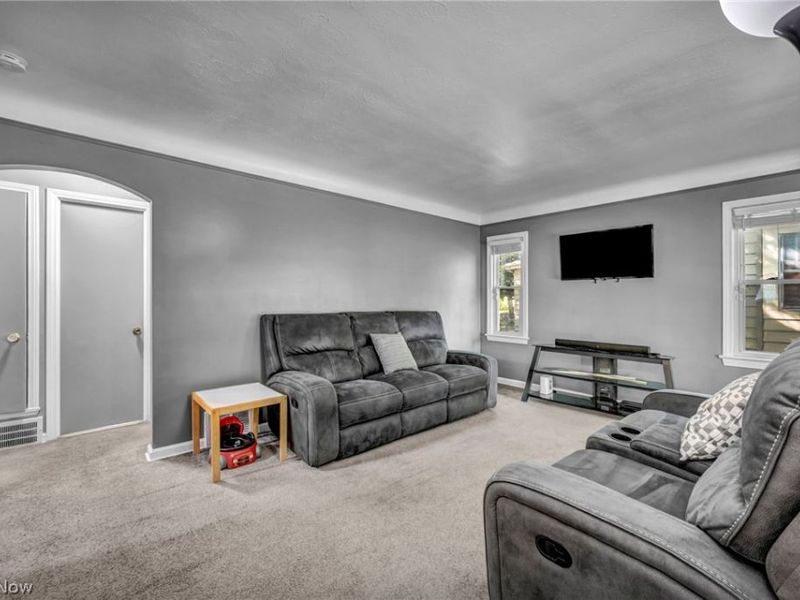 4972 Henry Street, Garfield Heights, OH 44125 Photo 4