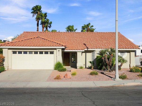 274 Plaza Napoli Court, Henderson, NV 89074