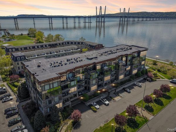 16 Rivers Edge Drive, Unit 310, Tarrytown, NY 10591
