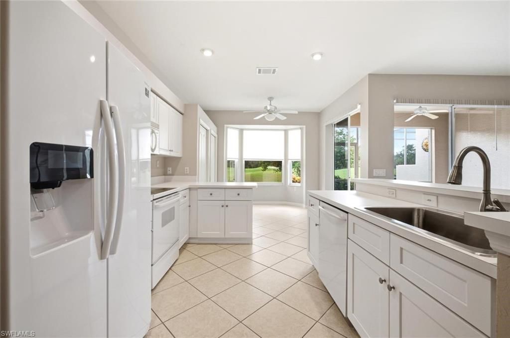 1672 Morning Sun Ln, Unit D22, Naples, FL 34119 Photo