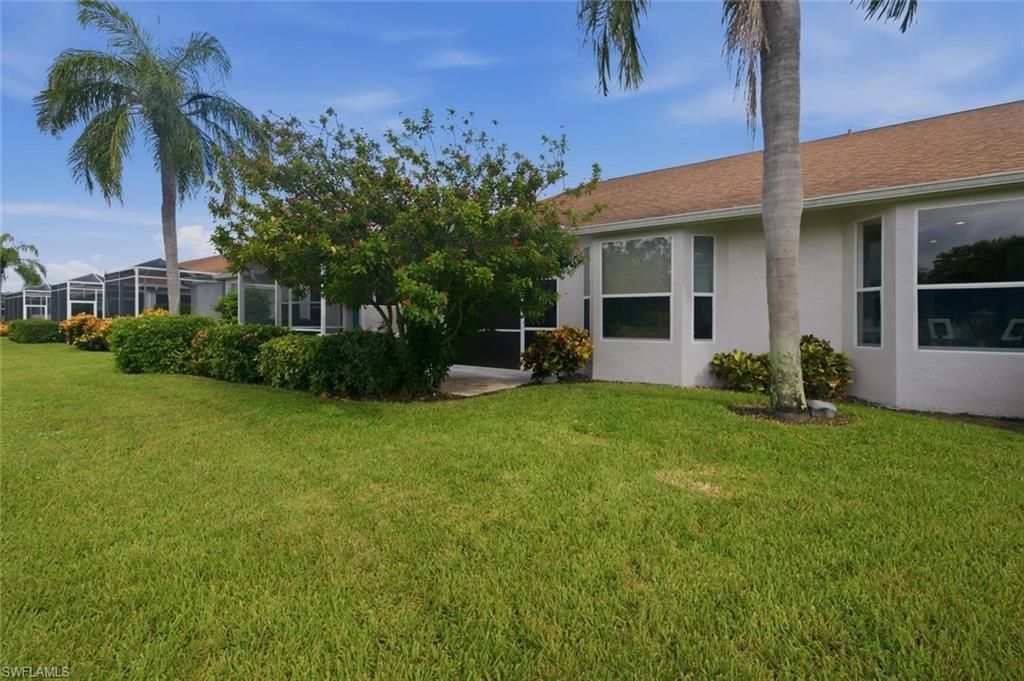 1672 Morning Sun Ln, Unit D22, Naples, FL 34119 Photo