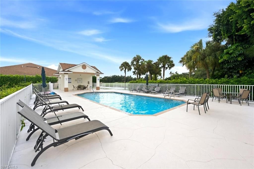 1672 Morning Sun Ln, Unit D22, Naples, FL 34119 Photo