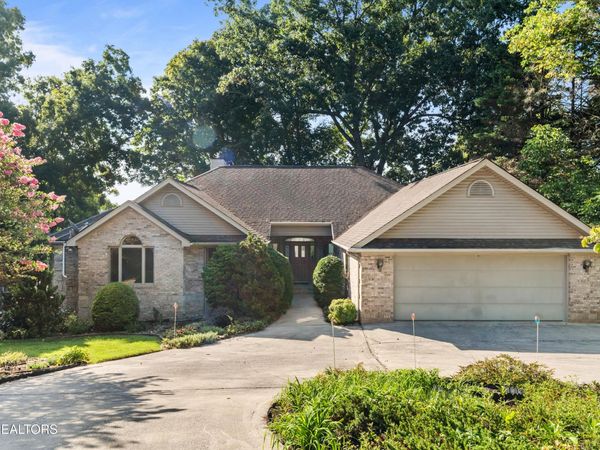 301 Kiyuga Way, Loudon, TN 37774