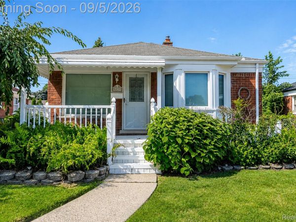 6620 Gahona Avenue, Allen Park, Mi 48101