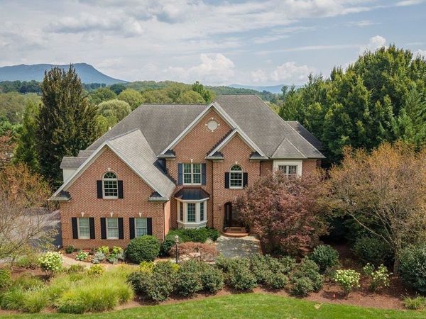 3874 TRAVELER RD, ROCKINGHAM, VA 22801