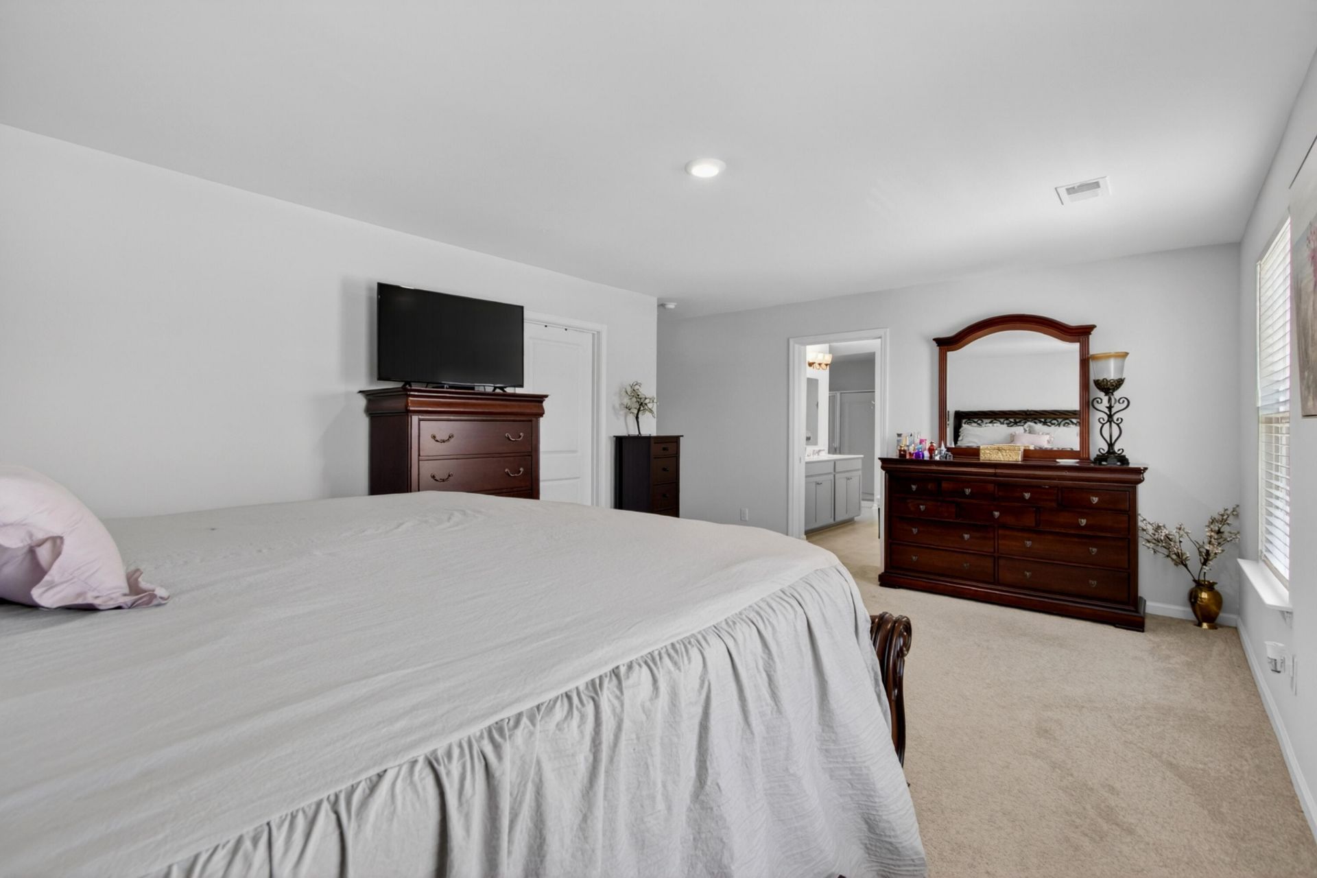 437 Ribbon Road Photo 24