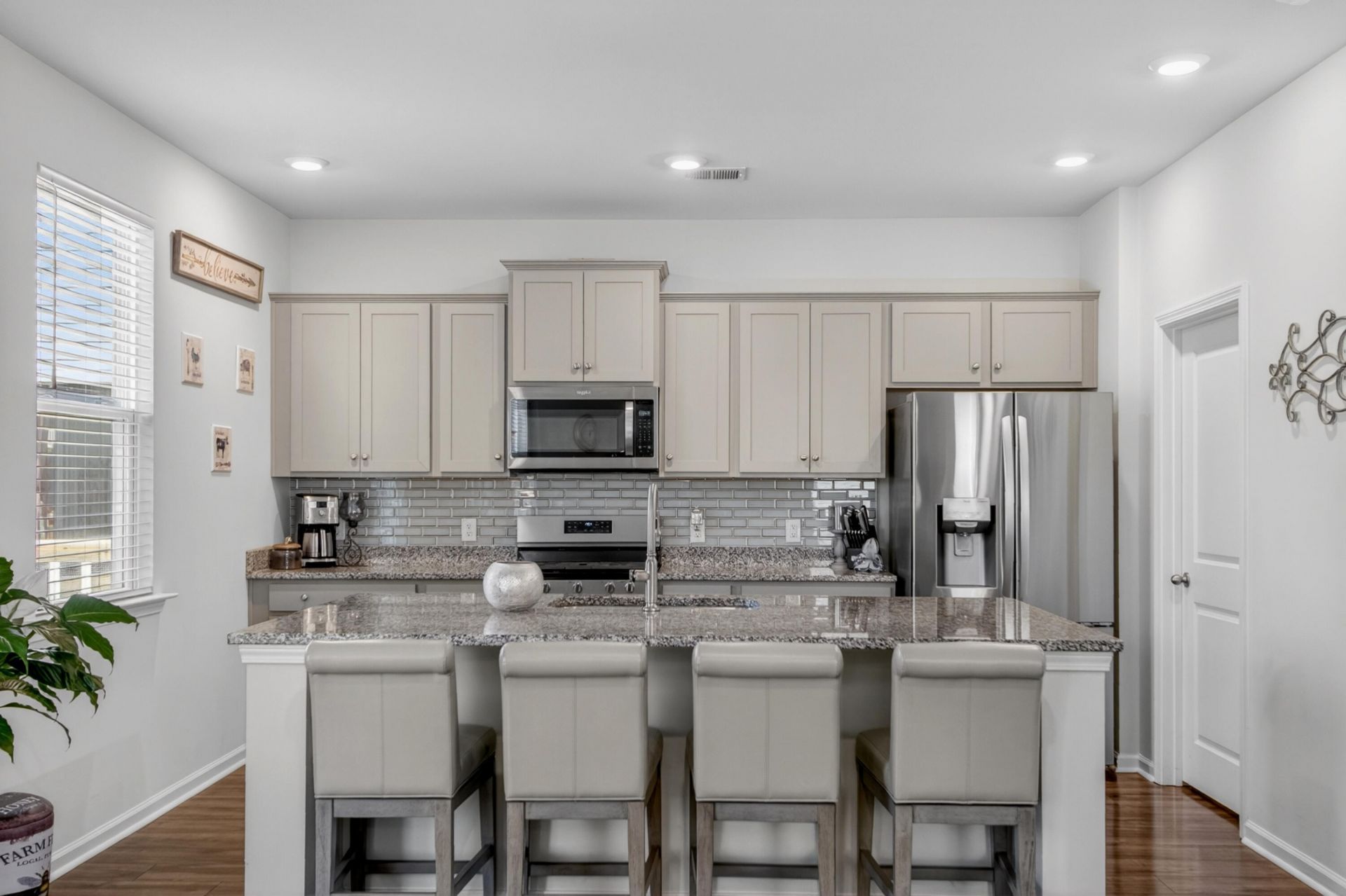 437 Ribbon Road Photo 7