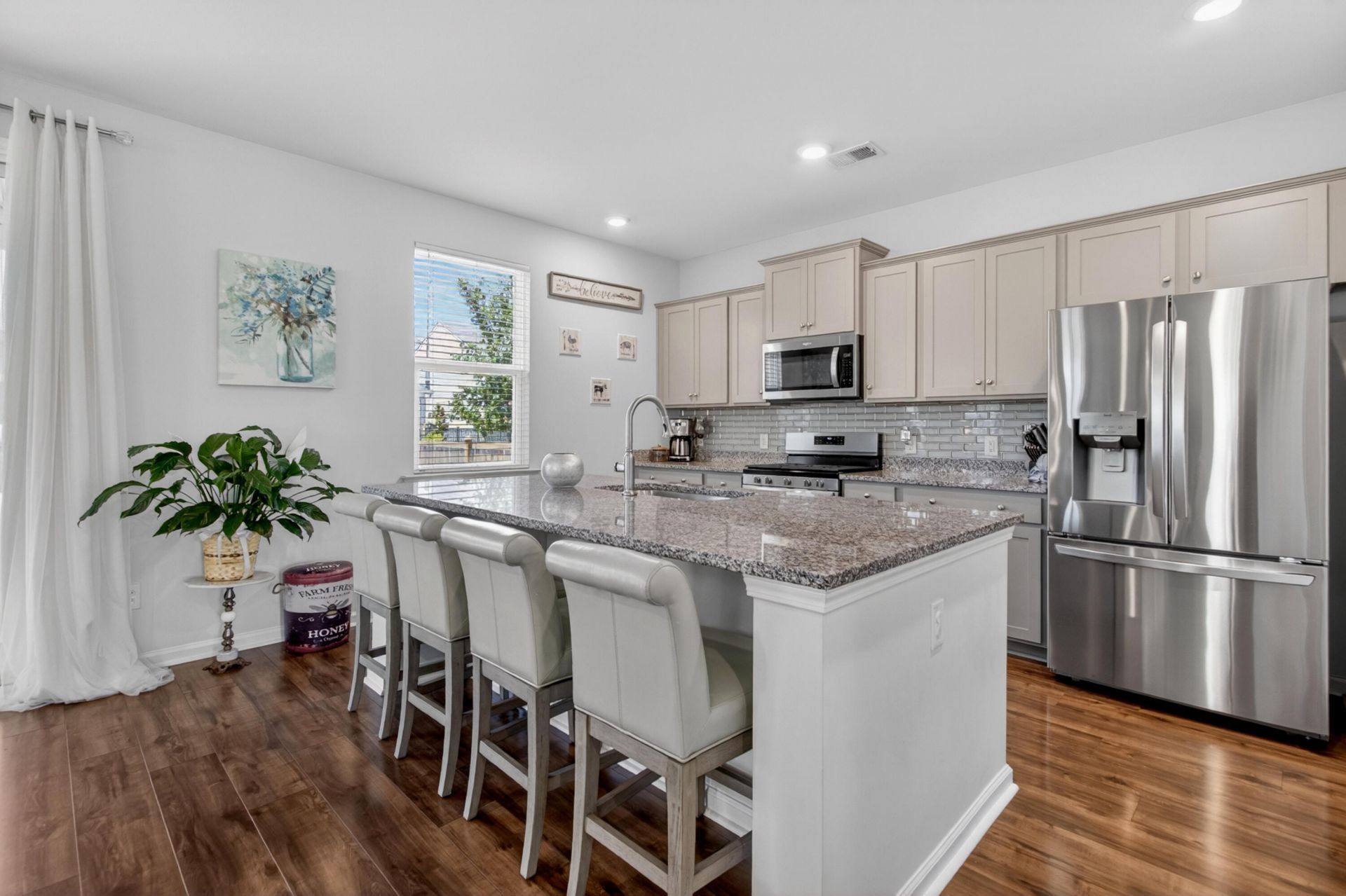 437 Ribbon Road Photo 8