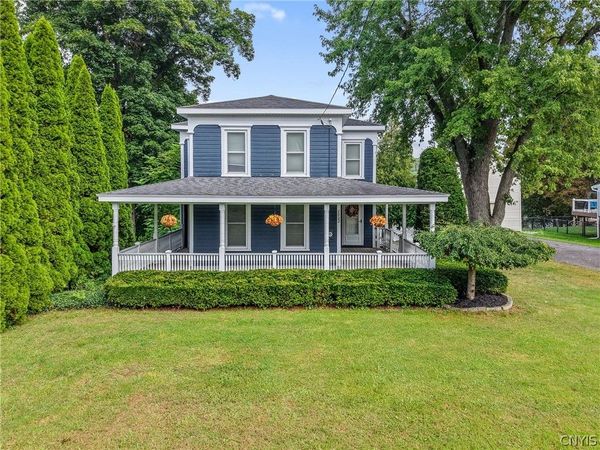 2922 State Route 48 , Minetto, NY 13126