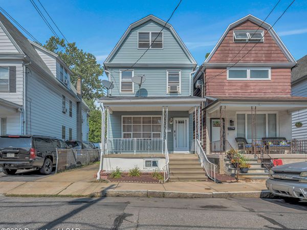260 Poplar Street, Wilkes-Barre, PA 18702
