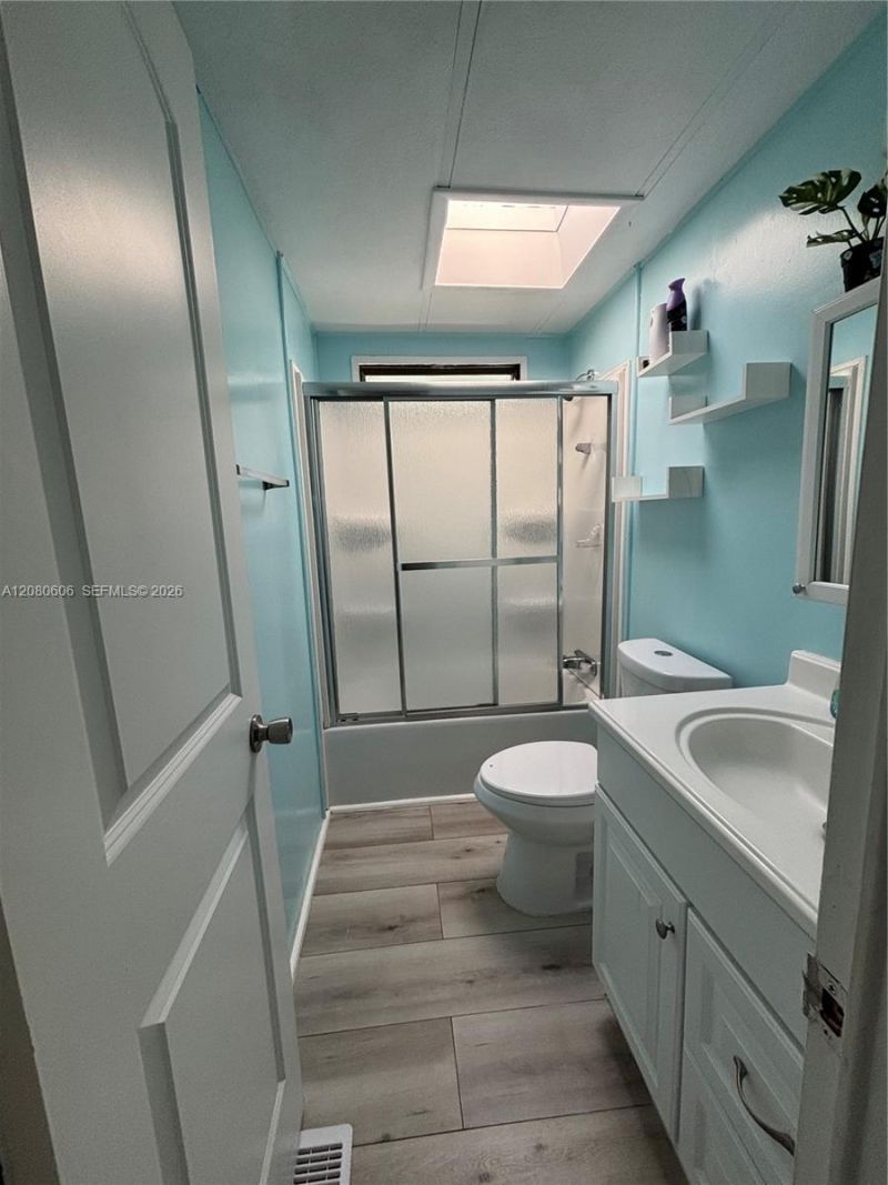 121 Sugar Loaf, Unit 63, Naples, FL 34114 Photo