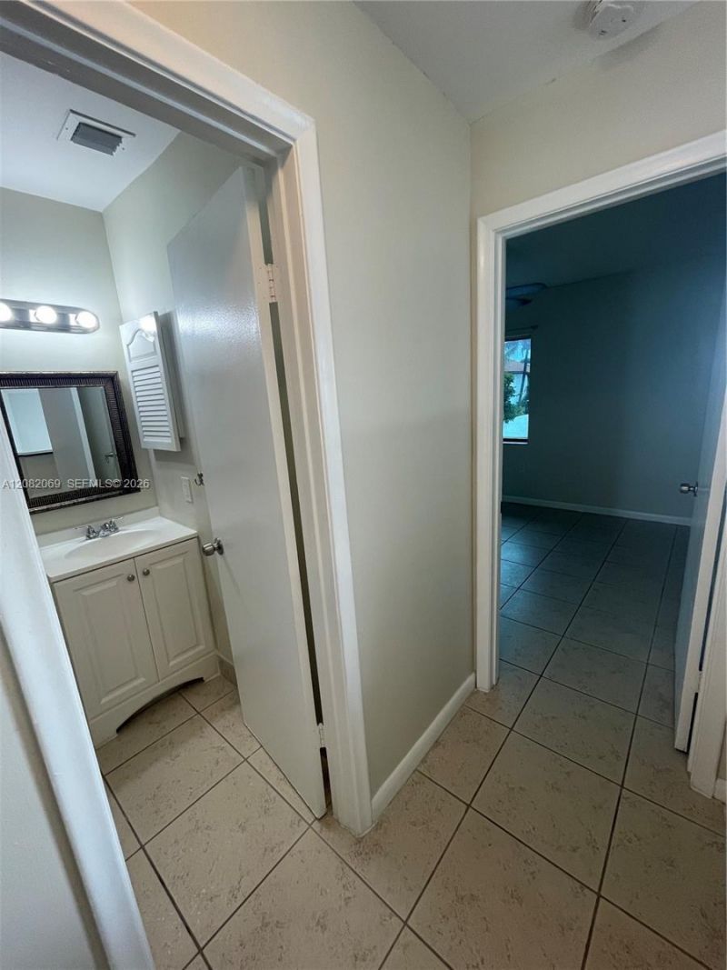 1341 SW 124th Ct , Unit 4-E, Miami, FL 33184 Photo