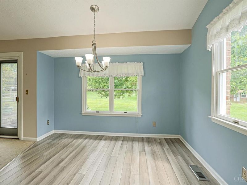 1902 Sandcliff Drive, Anderson Township, OH 45255 Photo 14