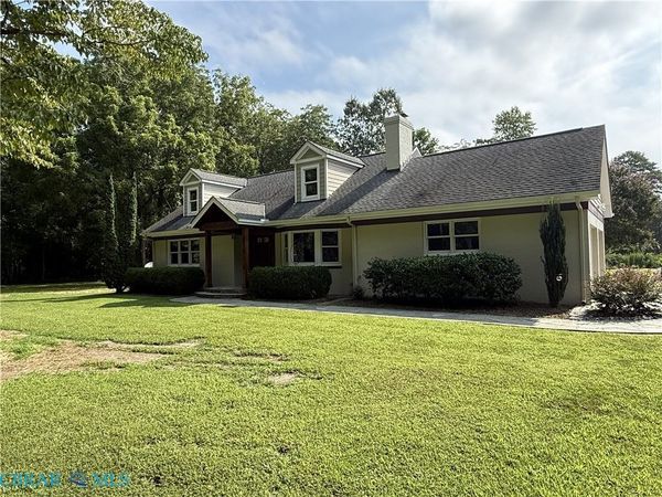 261 Tuckahoe Drive , Kilmarnock, VA 22482