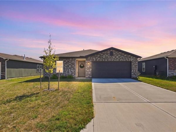 37815 W 207th Terrace, Edgerton, KS 66021