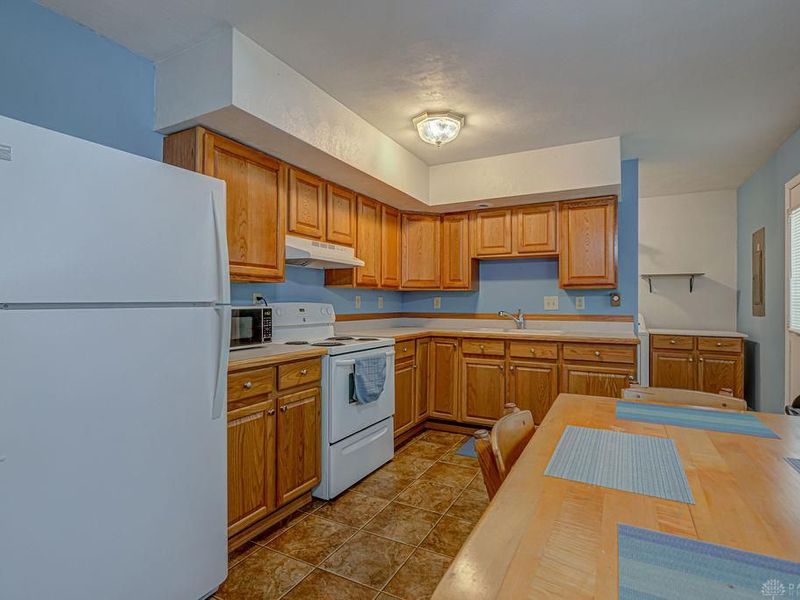 400 Willow Drive, Eaton, OH 45320 Photo 2