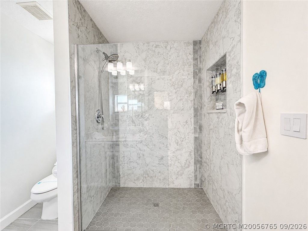 10851 S Ocean Drive, Unit 155, Jensen Beach, FL 34957 Photo