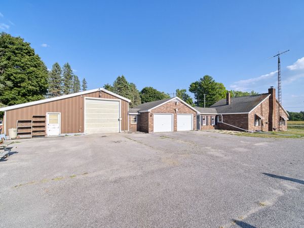 4256 E Wealthy Street, Fountain, MI 49410