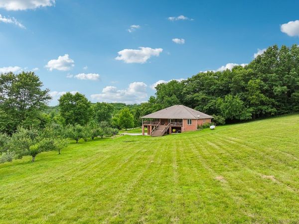 574 Hayes Ridge Road, Lancaster, TN 38569