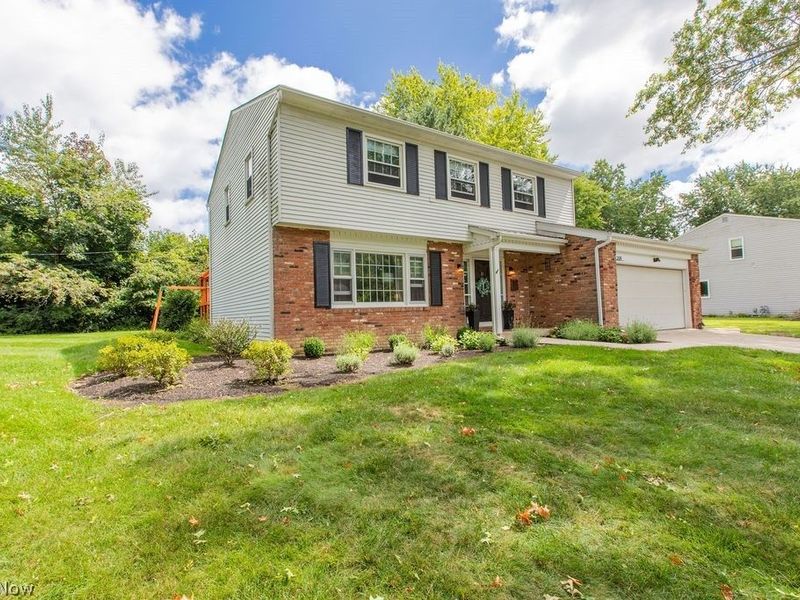 209 James Circle, Avon Lake, OH 44012 Photo 4