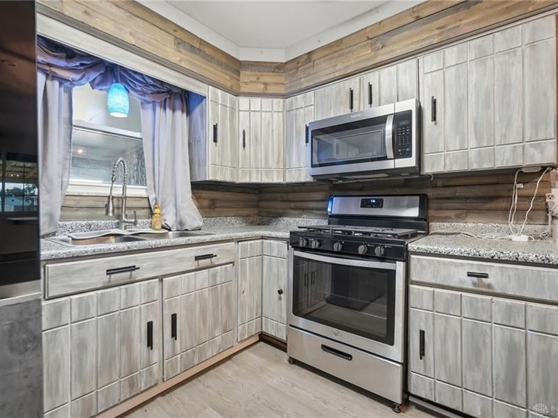 5349 Rawlings Drive, Dayton, OH 45432 Photo 7