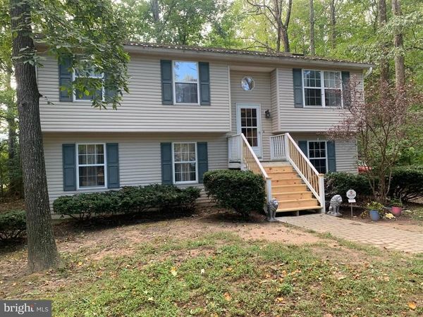 715 WAR BONNET TRAIL, LUSBY, MD 20657