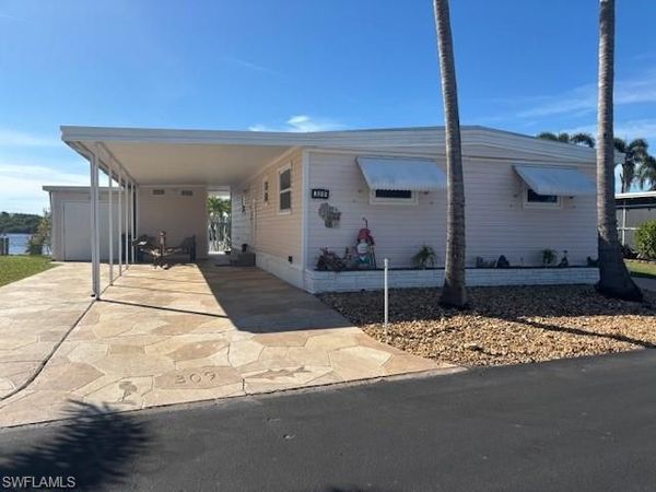 309 Shoreland DR W, FORT MYERS, FL 33905