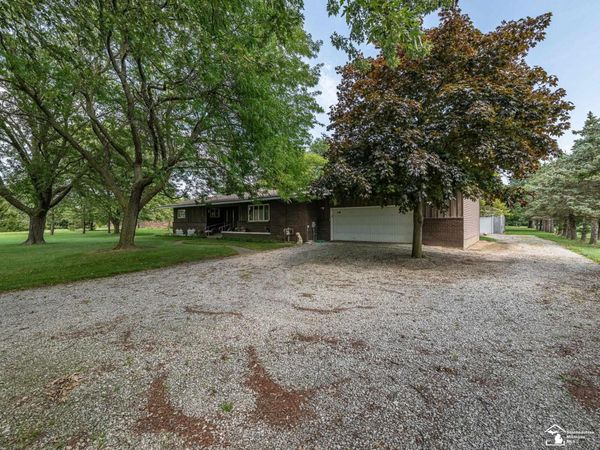 10680 Haggerman Road, South Rockwood, MI 48179
