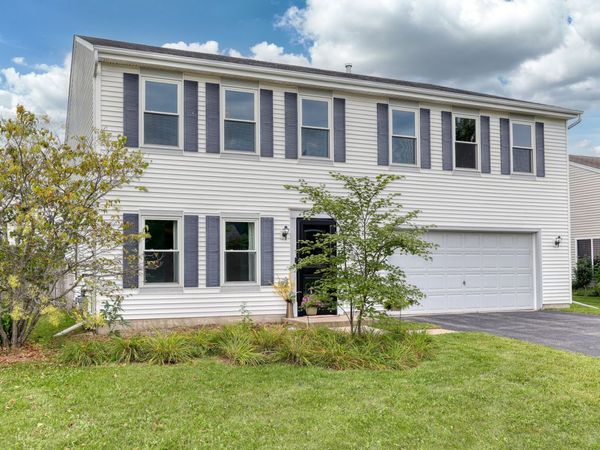220 W Meadow Drive , Cortland, IL 60112