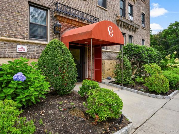 14 N Chatsworth Avenue, Unit 5J, Larchmont, NY 10538