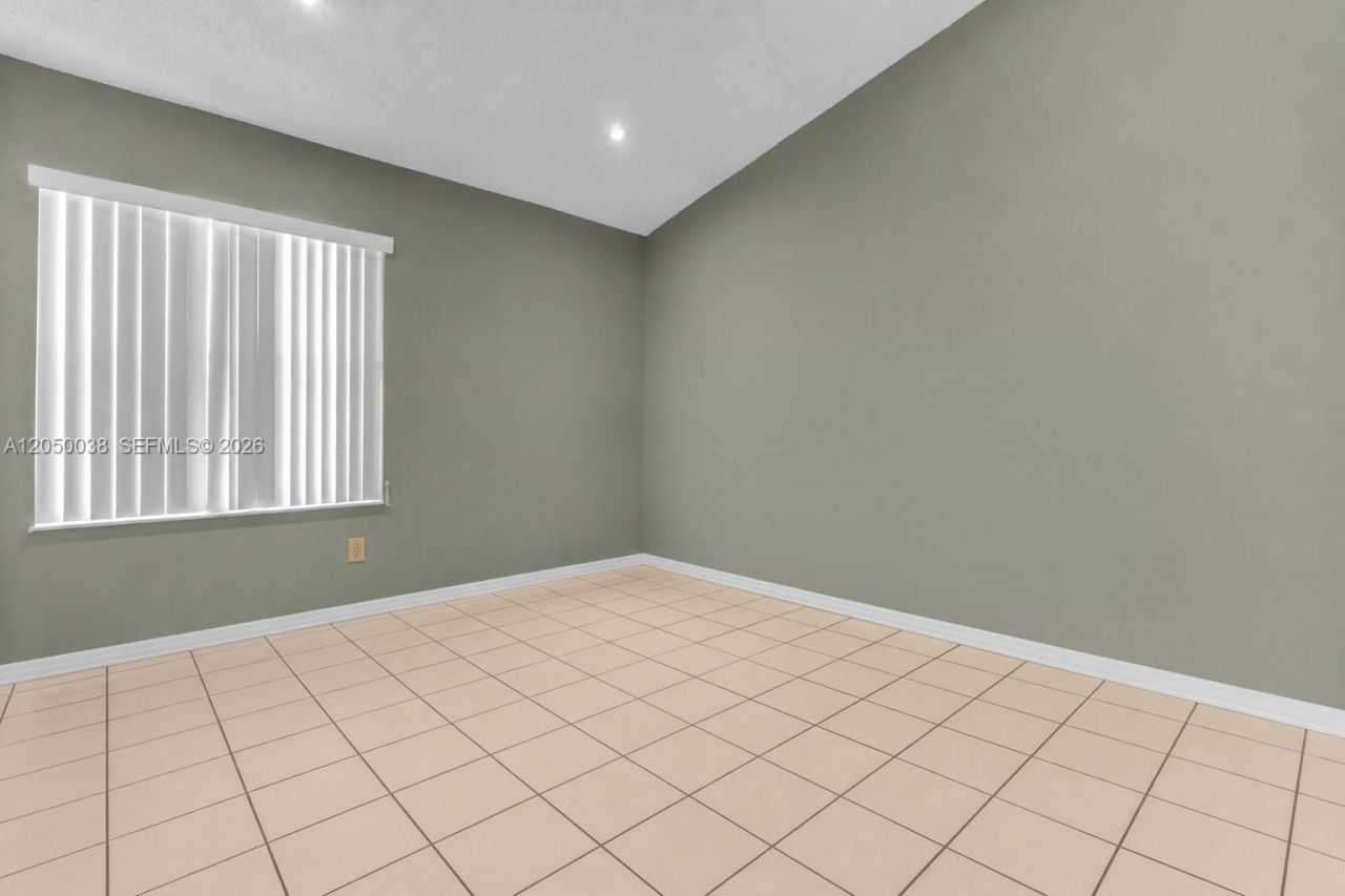 17971 SW 12th Ct , Pembroke Pines, FL 33029 Photo