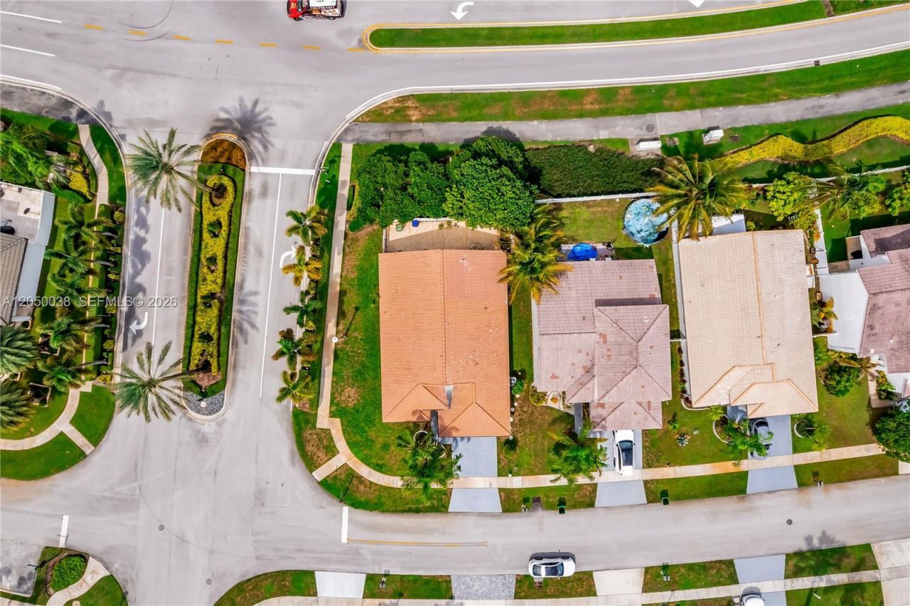 17971 SW 12th Ct , Pembroke Pines, FL 33029 Photo