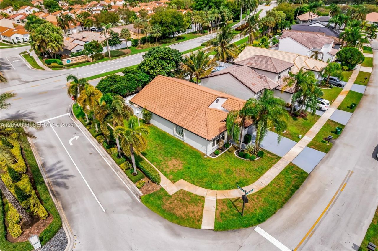 17971 SW 12th Ct , Pembroke Pines, FL 33029 Photo
