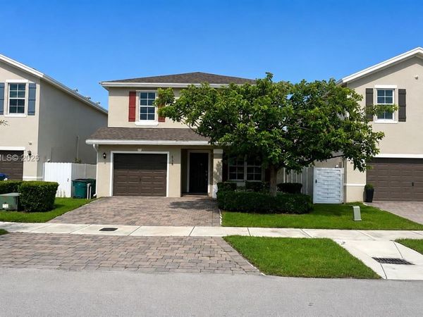 619 NE 4th St , Florida City, FL 33034
