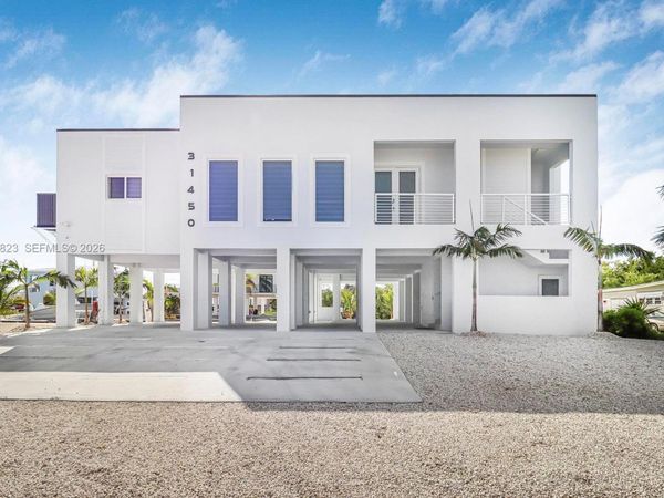 31450 Avenue G , Big Pine, FL 33043