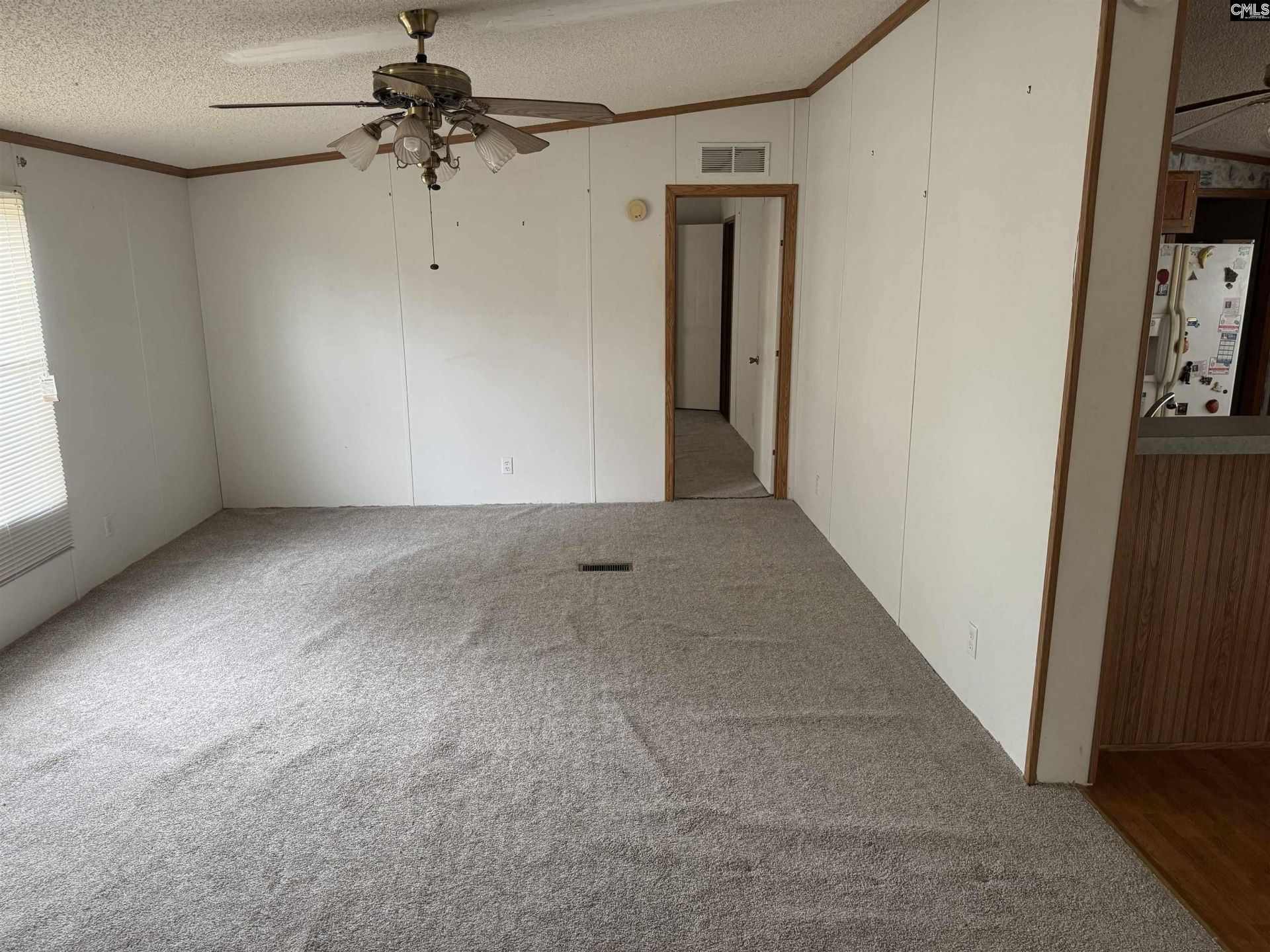 230 Alexander Place  Photo 5